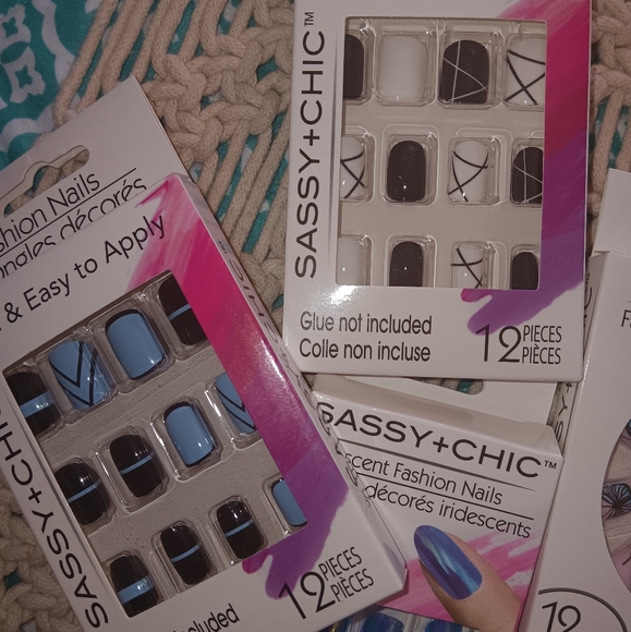 Sassy+Chic~Metallic Animal Print Colorful Press On Nail Bundle with Glue NWT - Picture 5 of 8